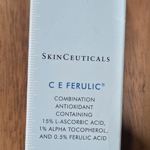 SkinCeuticals C E Ferulic Antioxidant Serum - Light Blue